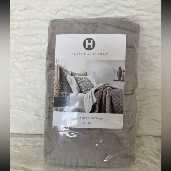 Hotel Collection Cotton/Silk Standard Pillowsham Quilted - Picture 2 of 8